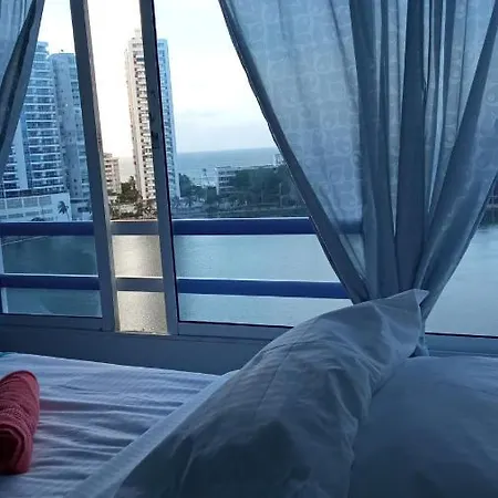 Excelente Vista Al Mar Apartamento *
